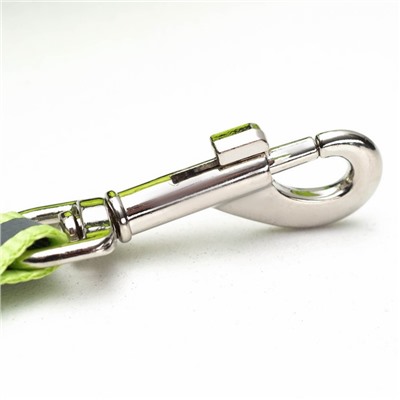 Рулетка "Пижон" светоотражающая, 3 м, до 15 кг, трос, прорезиненная ручка, зелёная