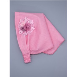 Косынка для девочки на резинке, сбоку три цветка с розовым кружевом, розовый